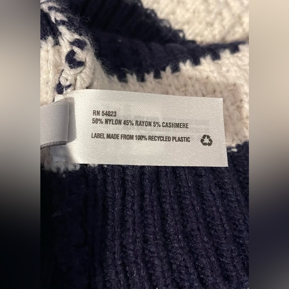 Gap Navy Blue and White Striped Cashmere Blend Waffle Knit Cowl/Infinity Scarf - Picture 4 of 5